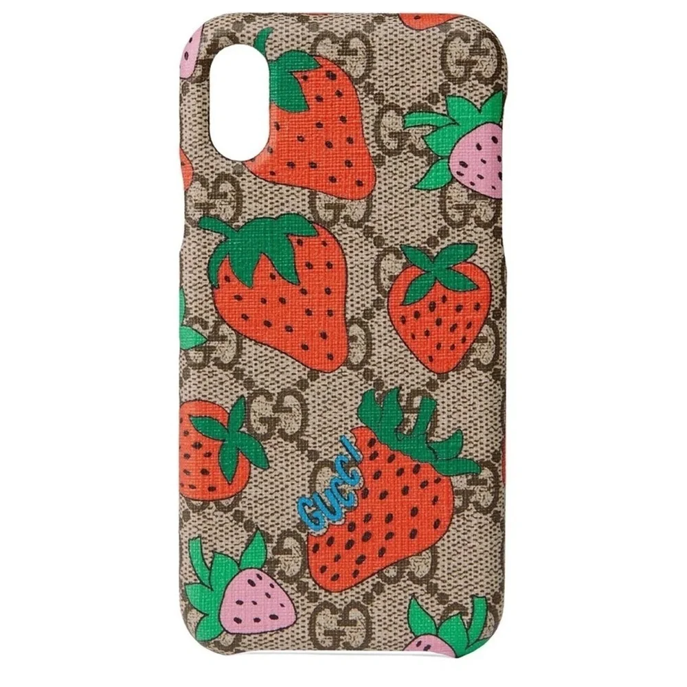 Gucci Limited Edition Strawberry GG Supreme Monogram iPhone X/XS Case NWT $400